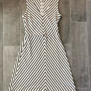 Banana Republic Black and White Chevron Dress